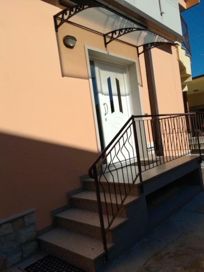 Affittacamere Di Paola Lugagnano Exterior photo